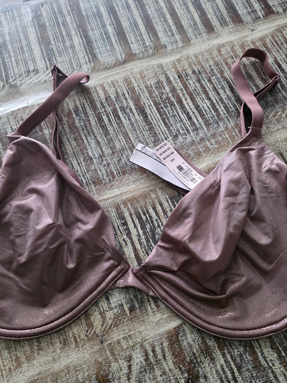Victoria's Secret Shimmer Rose Unlined Plunge Underwire Bra